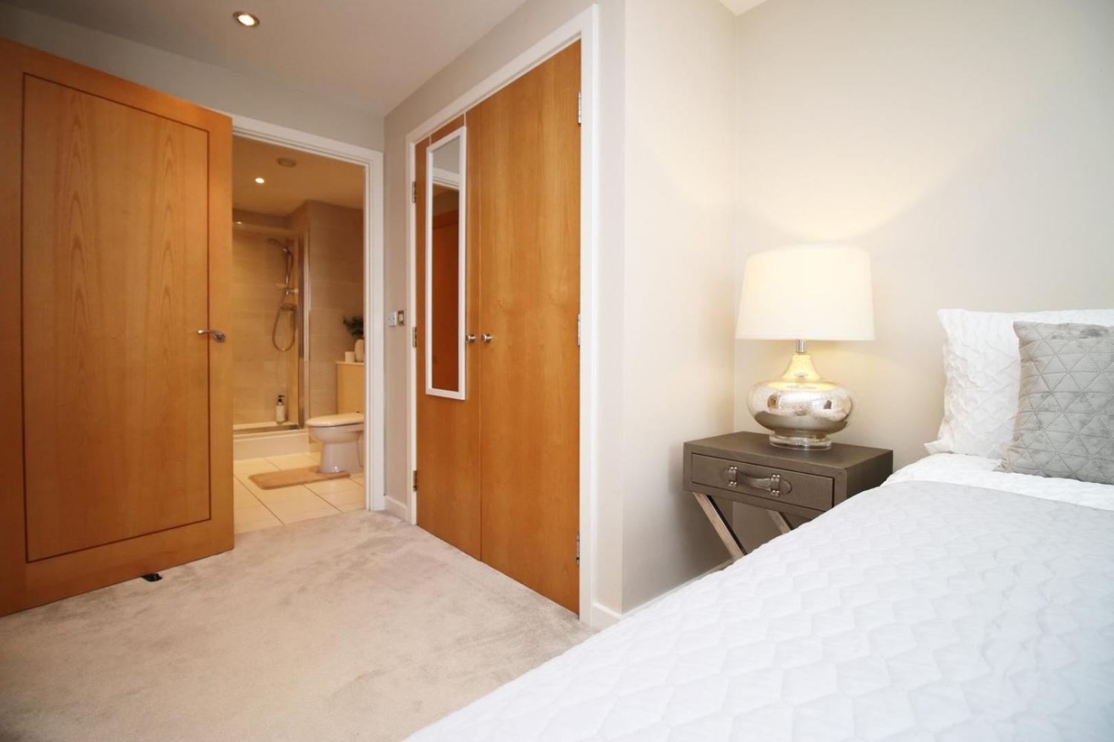 Appartamento Perfect Getaway In Cardiff Marina Esterno foto